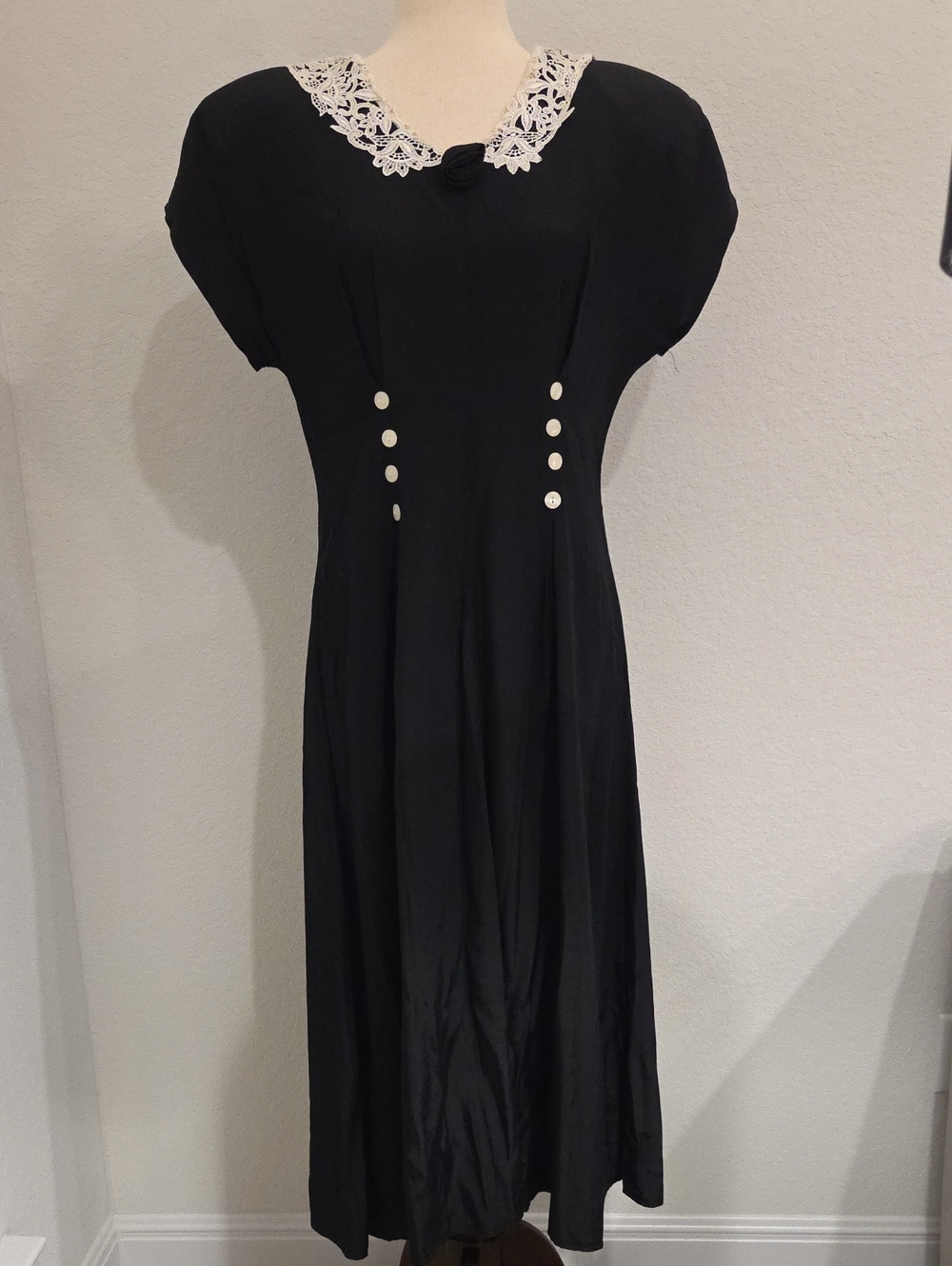 Vintage 80s 90s Nina Piccalino Black Lace Collar Dress Tea Length Retro 40s